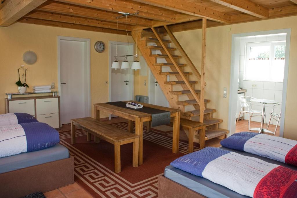 Aparthotel Gastehaus Zur Offenen Tur à Rheinhausen Chambre photo